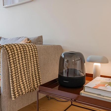 Deluxe 2Bdr Apartment W/ Patio By Lovelystay Lissabon Buitenkant foto
