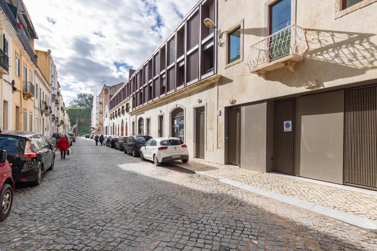 Deluxe 2Bdr Apartment W/ Patio By Lovelystay Lissabon Buitenkant foto