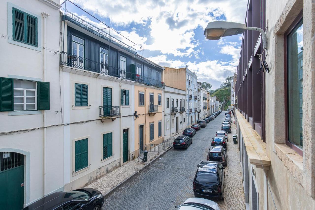 Deluxe 2Bdr Apartment W/ Patio By Lovelystay Lissabon Buitenkant foto