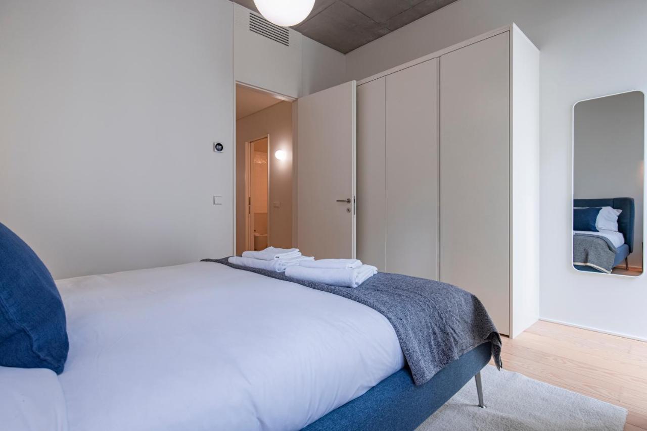Deluxe 2Bdr Apartment W/ Patio By Lovelystay Lissabon Buitenkant foto