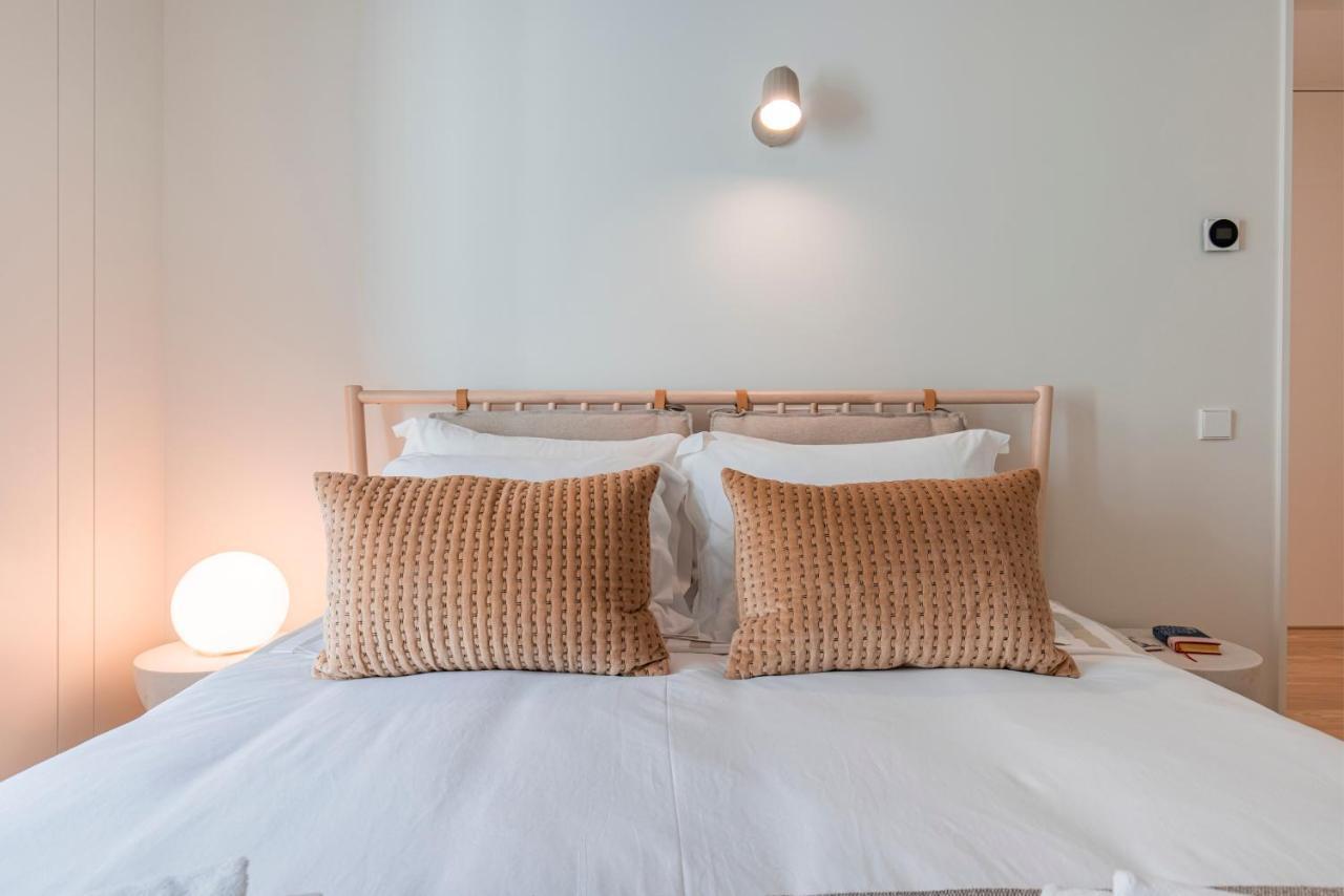 Deluxe 2Bdr Apartment W/ Patio By Lovelystay Lissabon Buitenkant foto