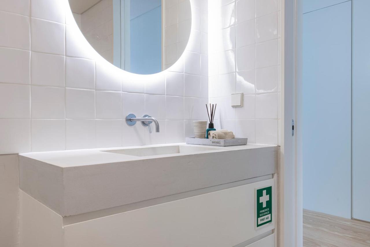 Deluxe 2Bdr Apartment W/ Patio By Lovelystay Lissabon Buitenkant foto