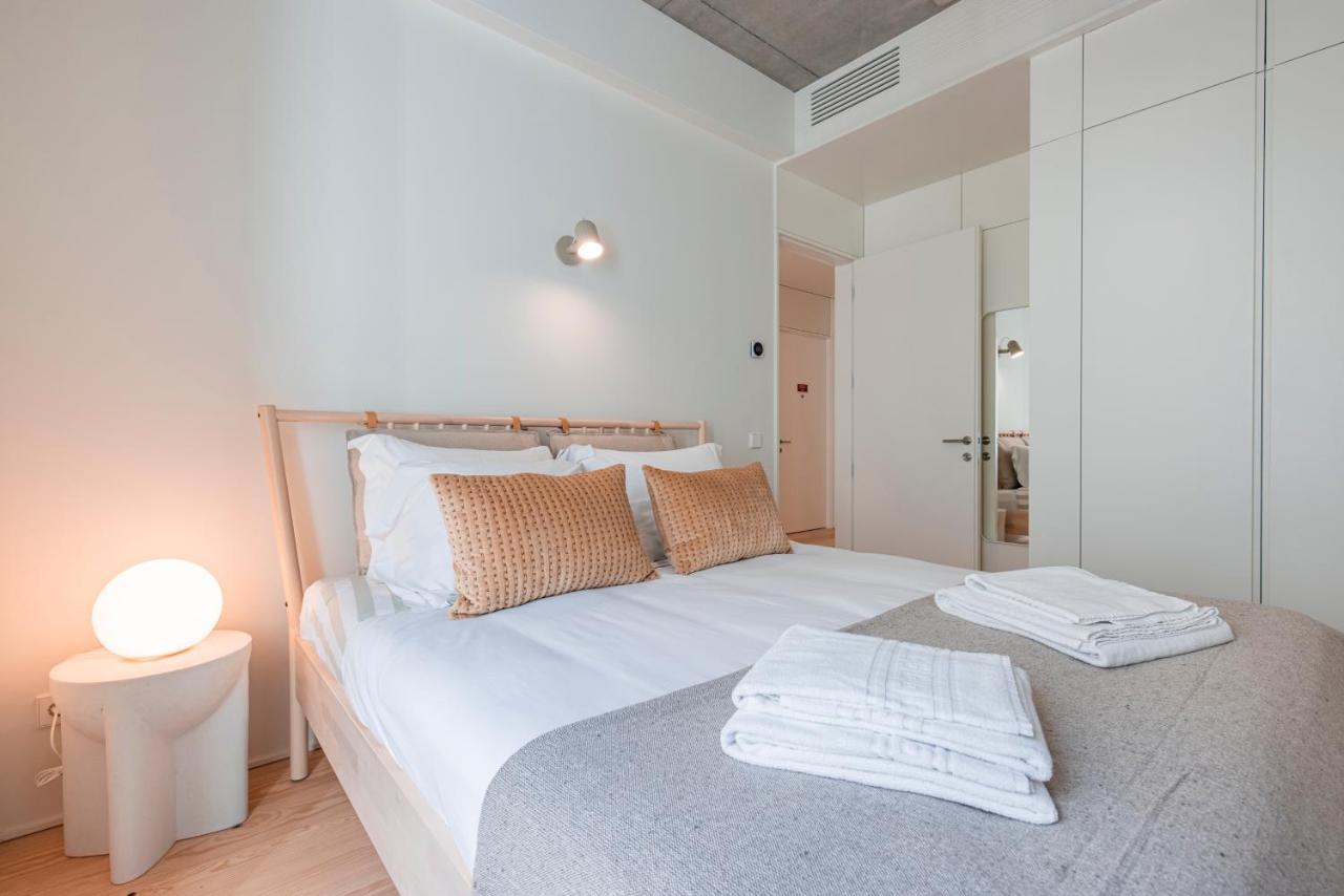 Deluxe 2Bdr Apartment W/ Patio By Lovelystay Lissabon Buitenkant foto