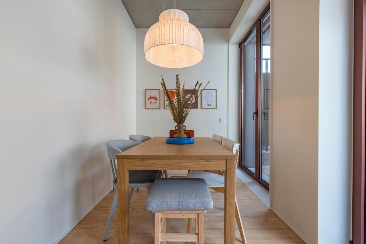 Deluxe 2Bdr Apartment W/ Patio By Lovelystay Lissabon Buitenkant foto